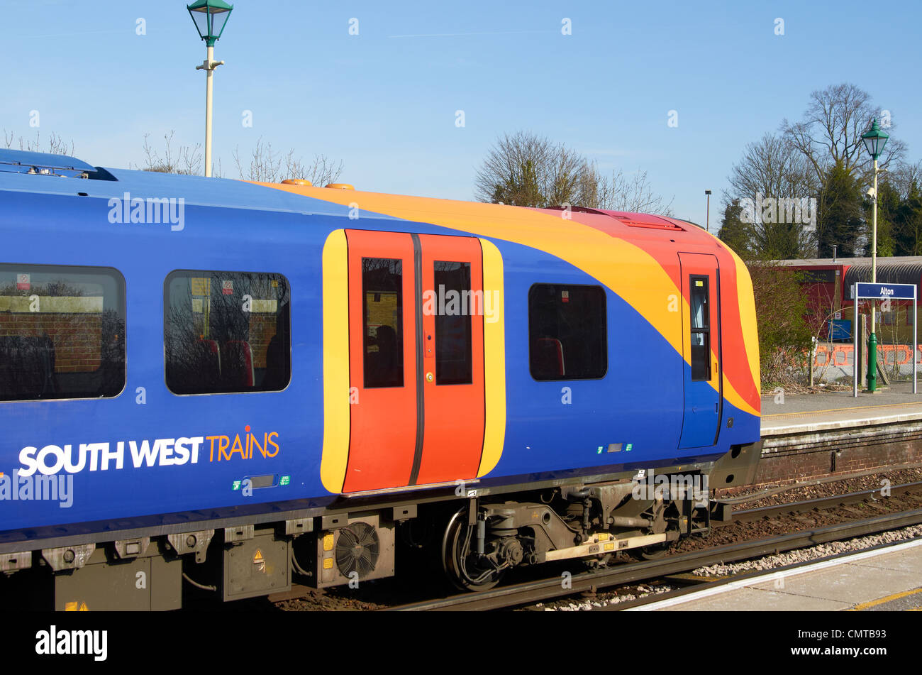 South West Trains (SWT) classe 450 électrique à Alton, Hampshire, Angleterre. Banque D'Images