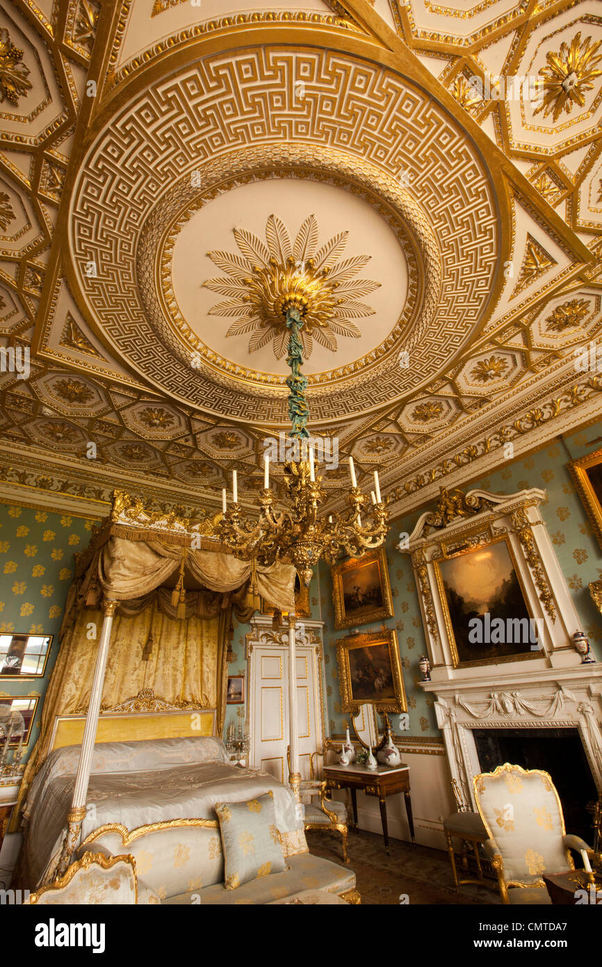Royaume-uni, Angleterre, Bedfordshire, Woburn Abbey, l'intérieur du plafond de chambre à coucher de la reine Victoria Banque D'Images