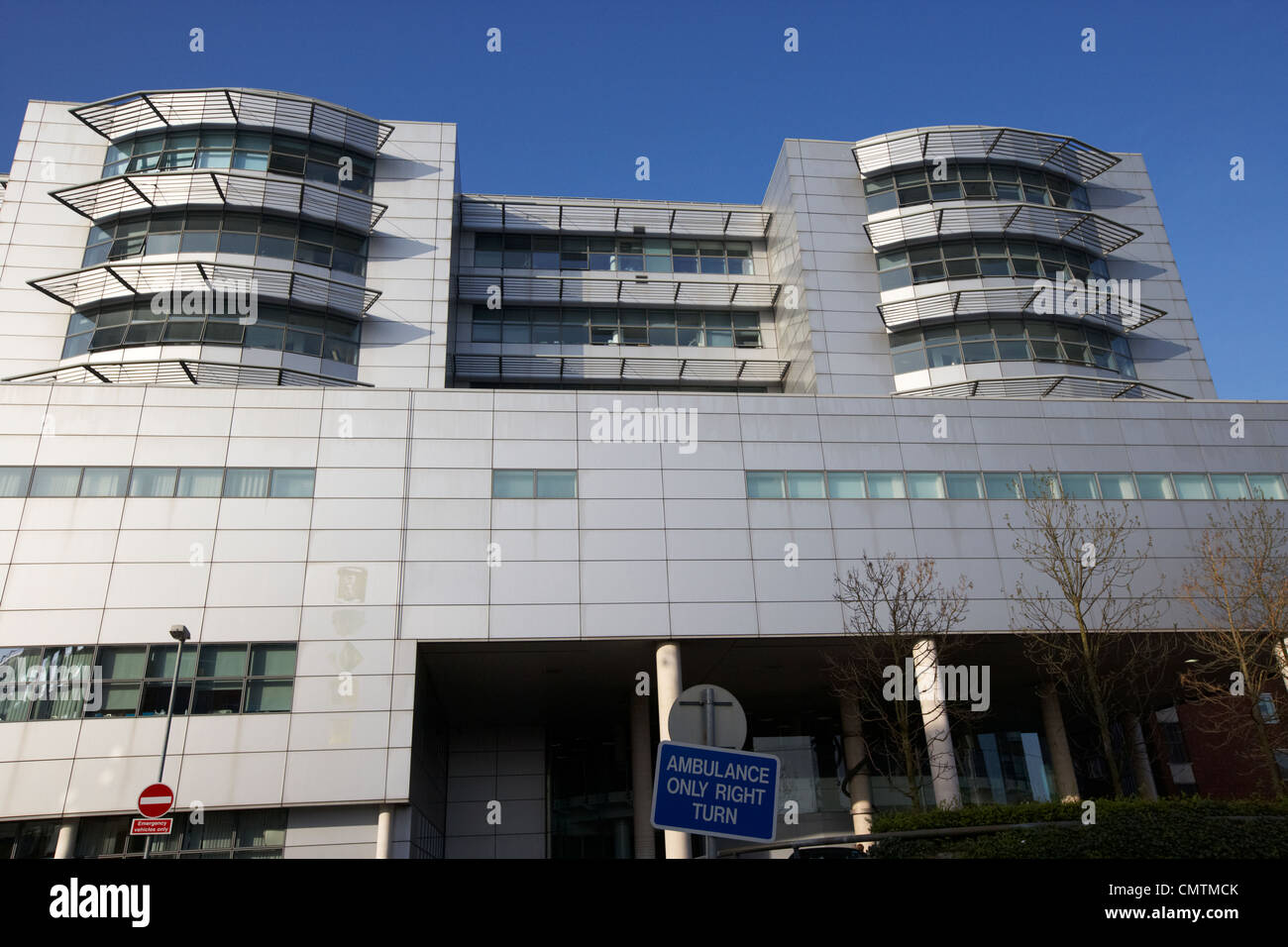 Entrée de l'hôpital Royal Victoria à l'ouest de l'Irlande du Nord Belfast Royaume-Uni Banque D'Images