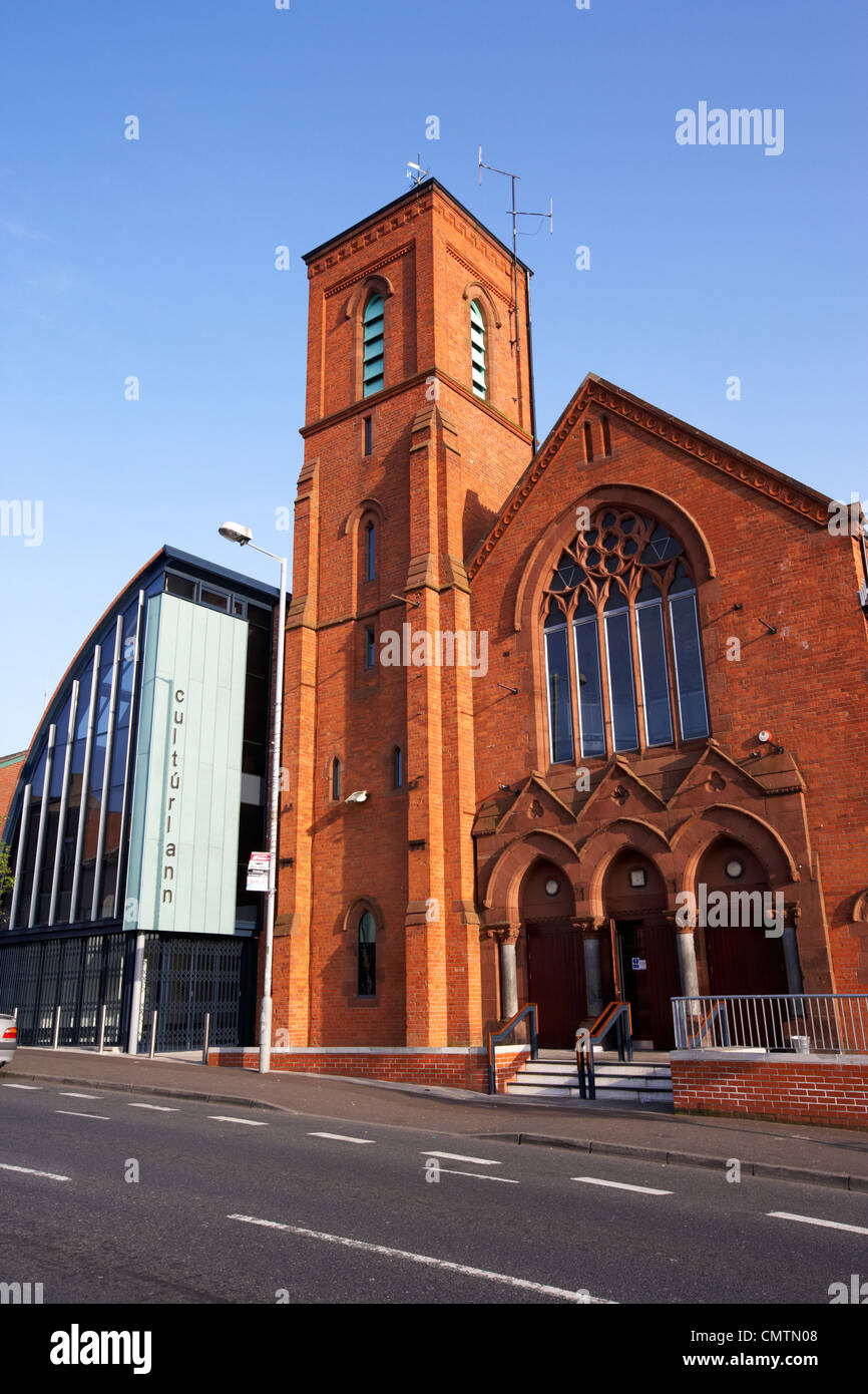 An Culturlann mcadam ofiaich falls road belfast irlande du nord uk Banque D'Images