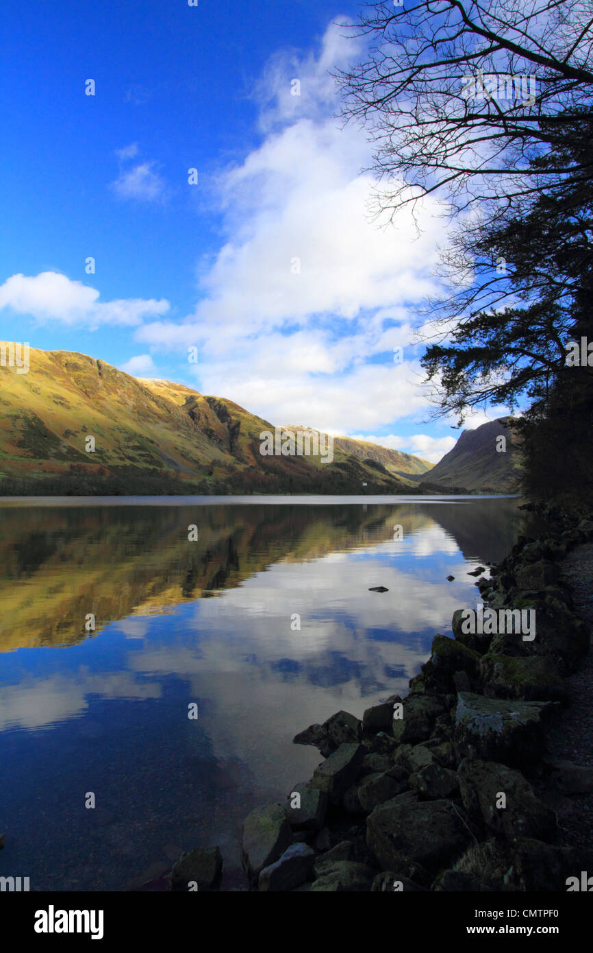 Vue panoramique de la hure, Lake District, Cumbria vers Fleetwith Pike et Dale Head Banque D'Images
