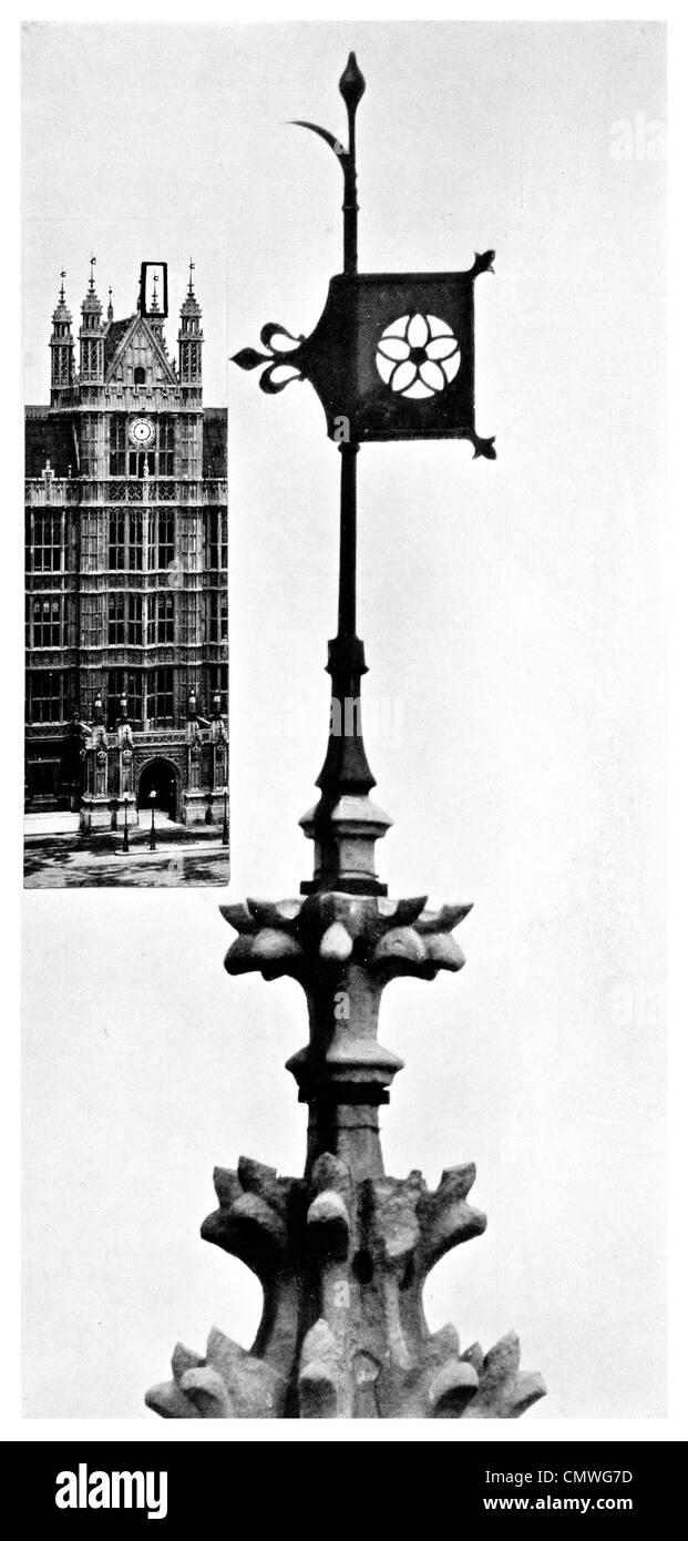1905 girouette sur le dessus des maisons du Parlement, Londres Banque D'Images
