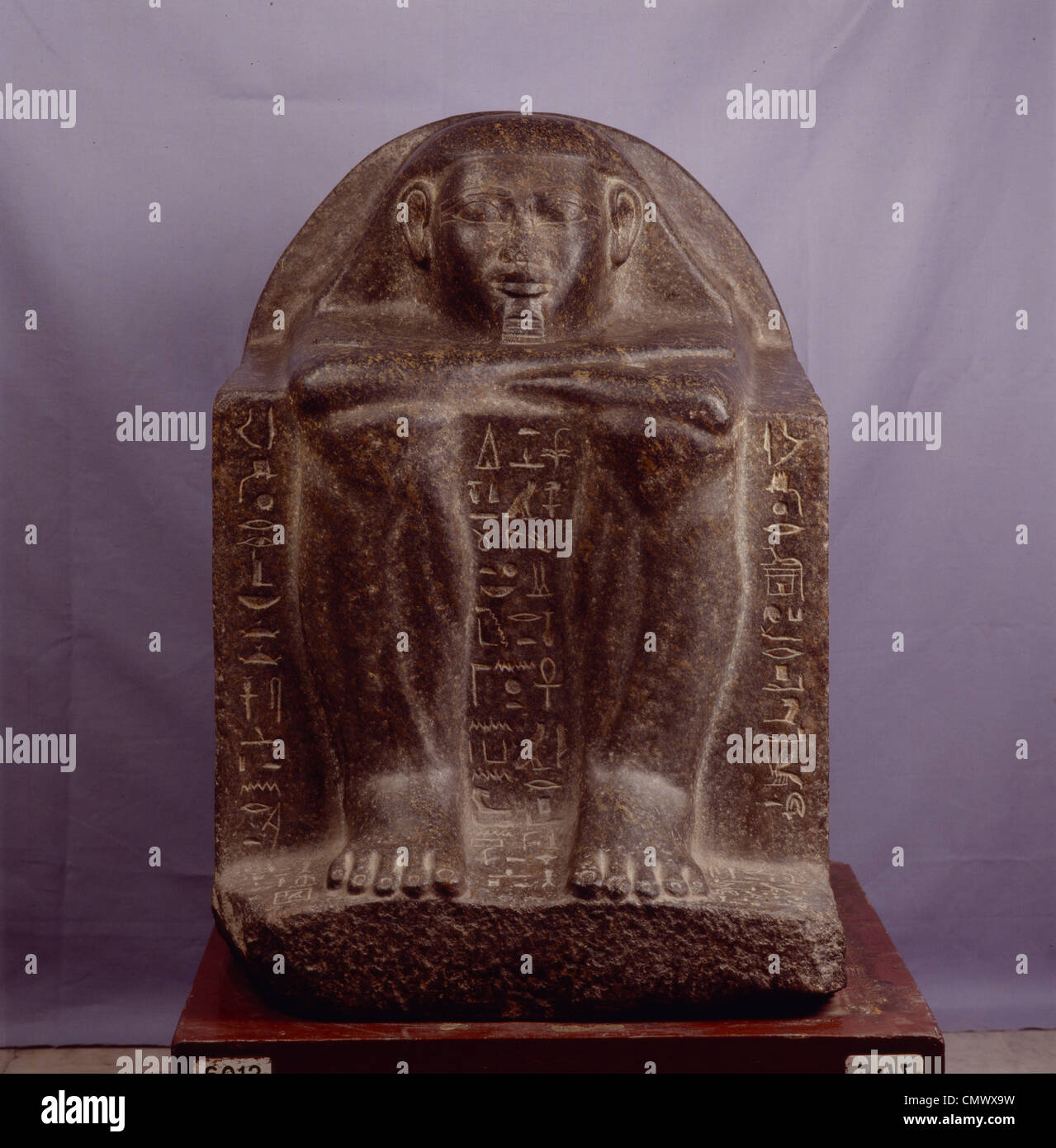 Statue de bloc Hetep Egypte 12ème dynastie règne d'Amenemhat I (1985-1955 av. J.-C.) Grano-diorite h. 73,7 cm Musée Égyptien JE 48858 Banque D'Images