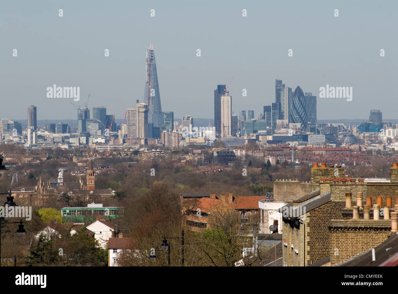 Ville de Londres. À partir de 2012 le palais de cristal dans le sud de Londres. Le Shard bâtiment conçu par l'architecte Renzo Piano HOMER SYKES Banque D'Images