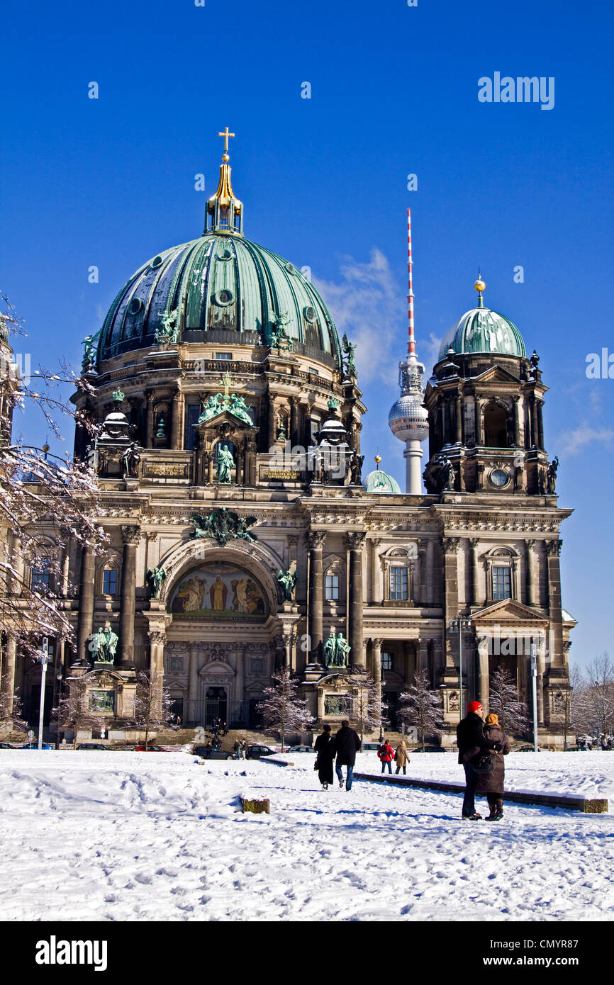 Paysage de neige au centre de Berlin, Dome, Lustgarten, Alex, Allemagne Banque D'Images
