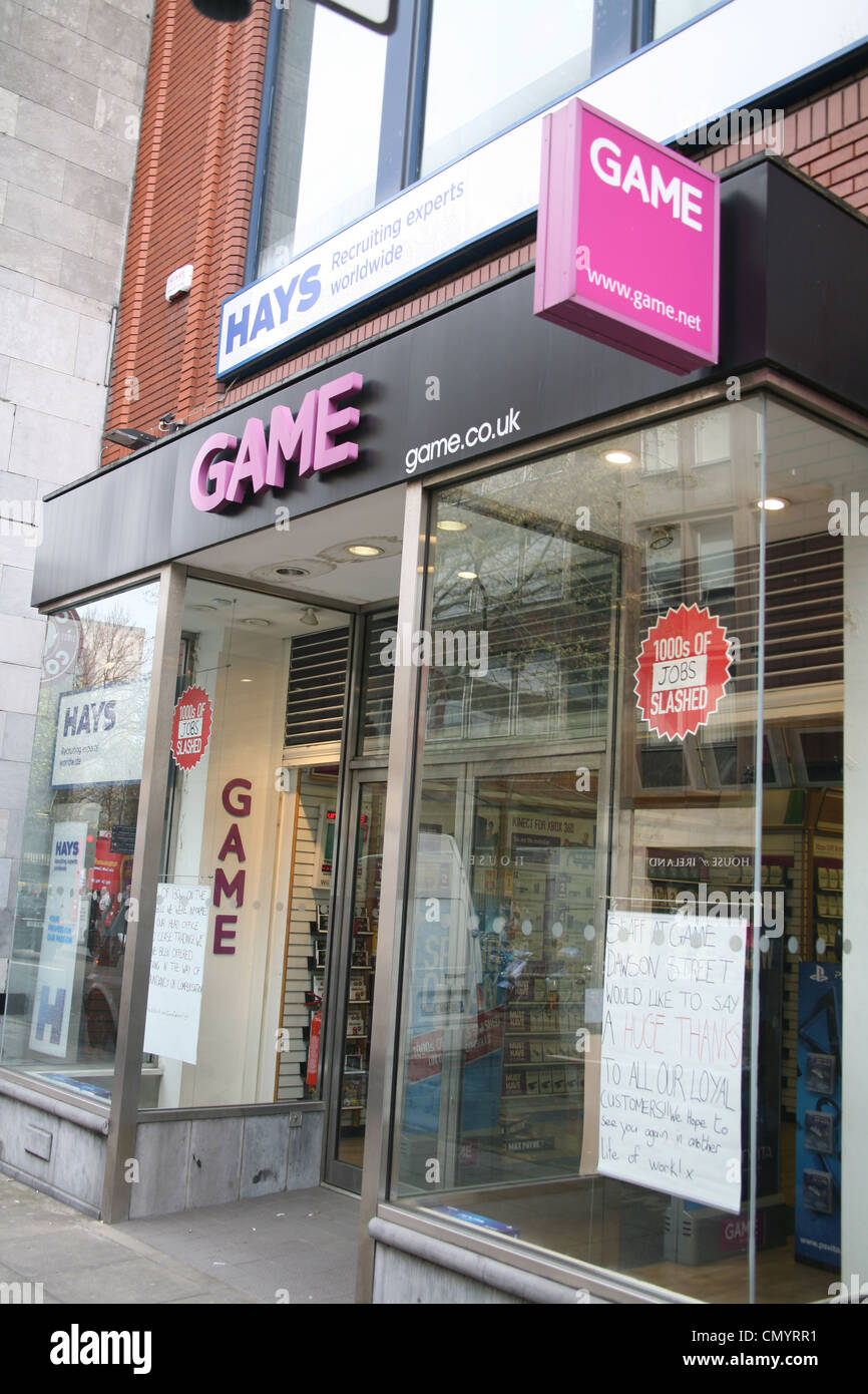 Magasin de jeux sur Dawson Street Dublin Irlande après sa fermeture à la suite de l'ordinateur s'est effondré à l'administration groupe de jeux Banque D'Images