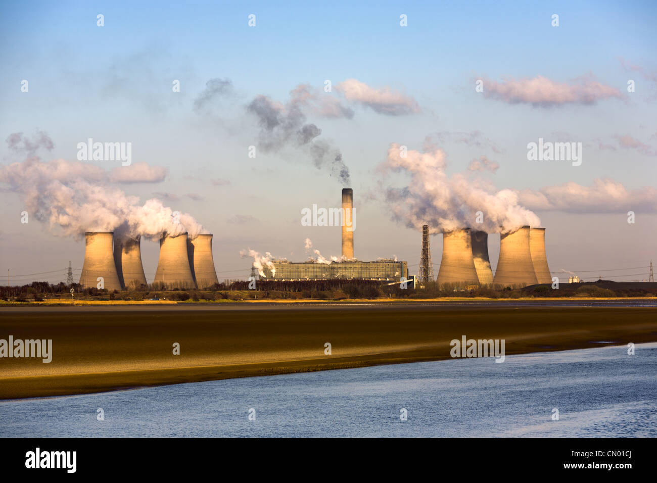 Centrale thermique au charbon, Fiddlers Ferry, Angleterre Banque D'Images