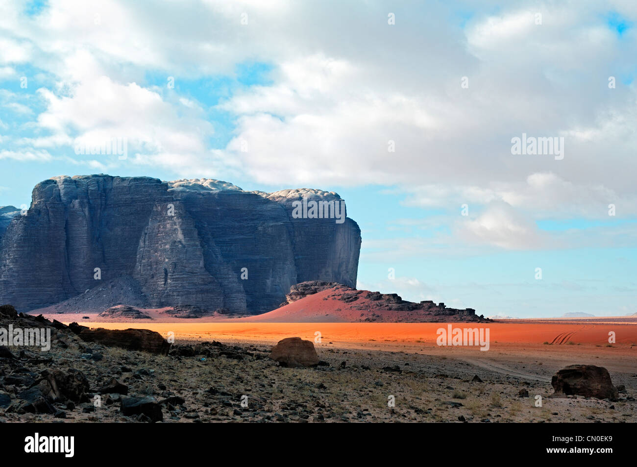 Magnifique paysage de désert du sud de la Jordanie Wadi Rum Banque D'Images