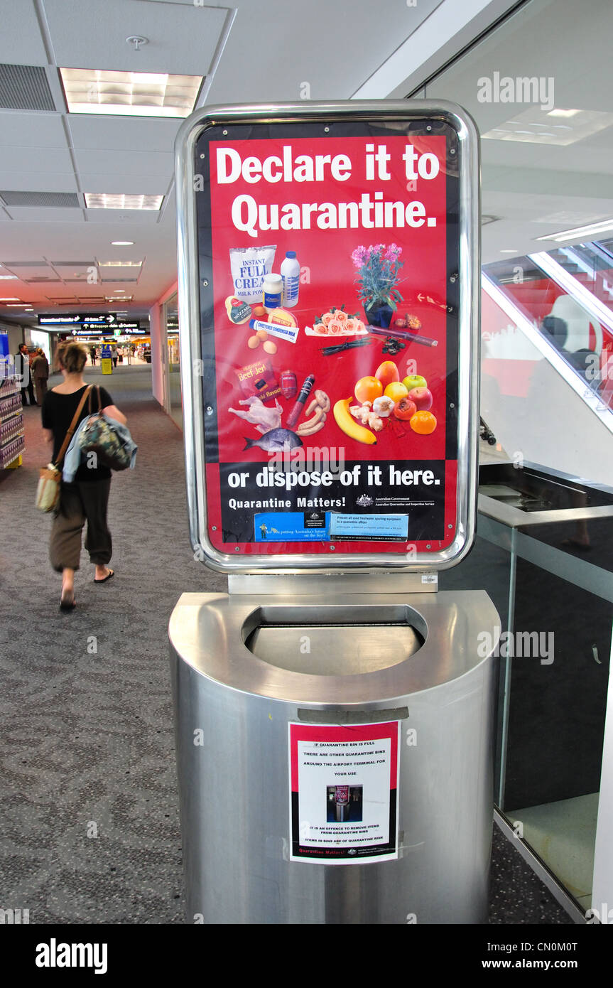 L'élimination de quarantaine bin par le contrôle des passeports, l'aéroport de Sydney Kingsford Smith, Mascot, Sydney, New South Wales, Australia Banque D'Images