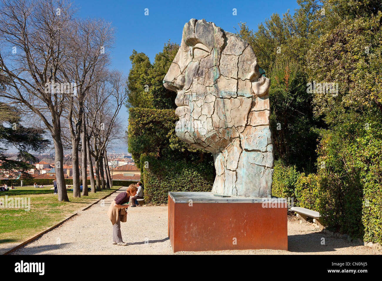L'Europe, Italie, Florence, Igor Mitoraj Sculpture dans le jardin de Boboli Banque D'Images