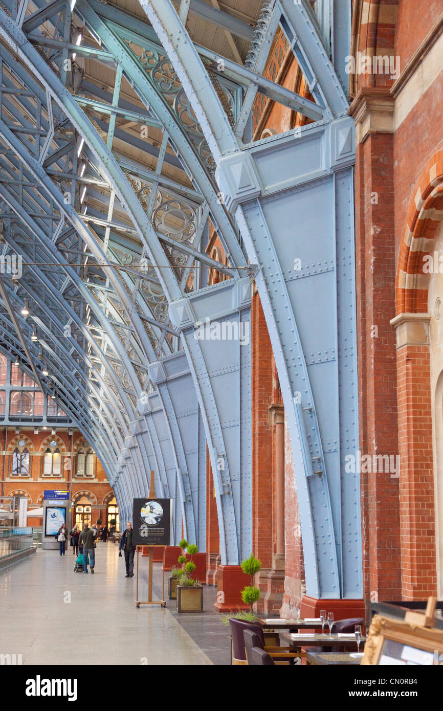 La gare de London St Pancras Banque D'Images