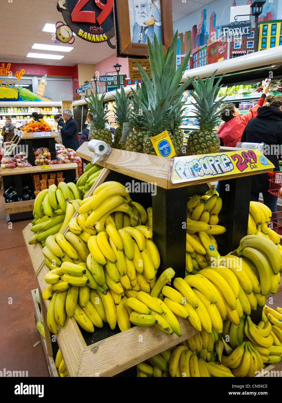 Stand de fruits et banane à Trader Joe's, 22 St., Philadelphie, USA Banque D'Images