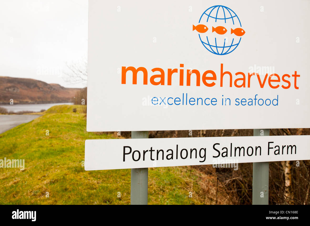 L'Portnalong Salmon Farm, Isle of Skye, Scotland, UK. Banque D'Images