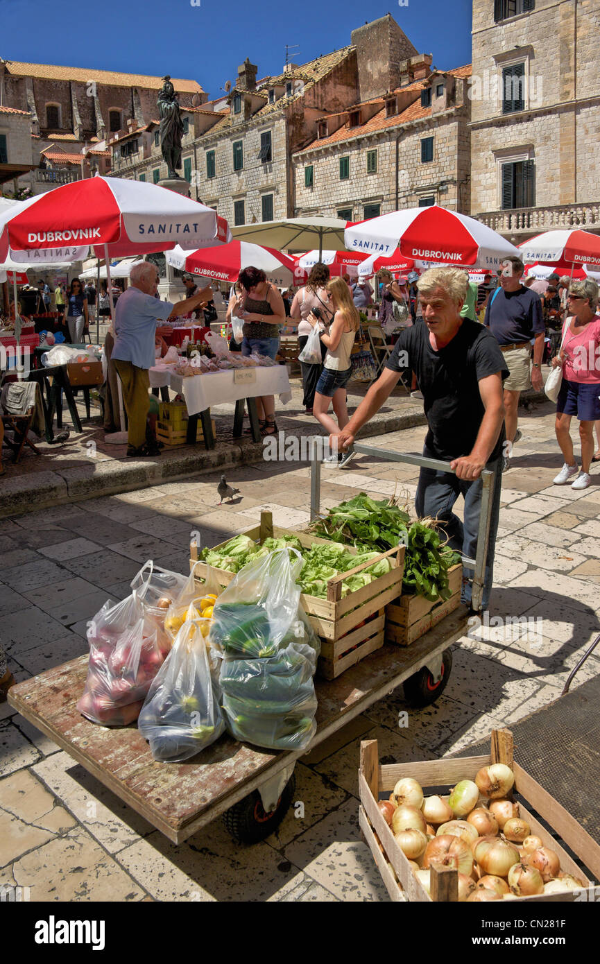 Dubrovnik la place Gundulic,marché,Croatie. Banque D'Images