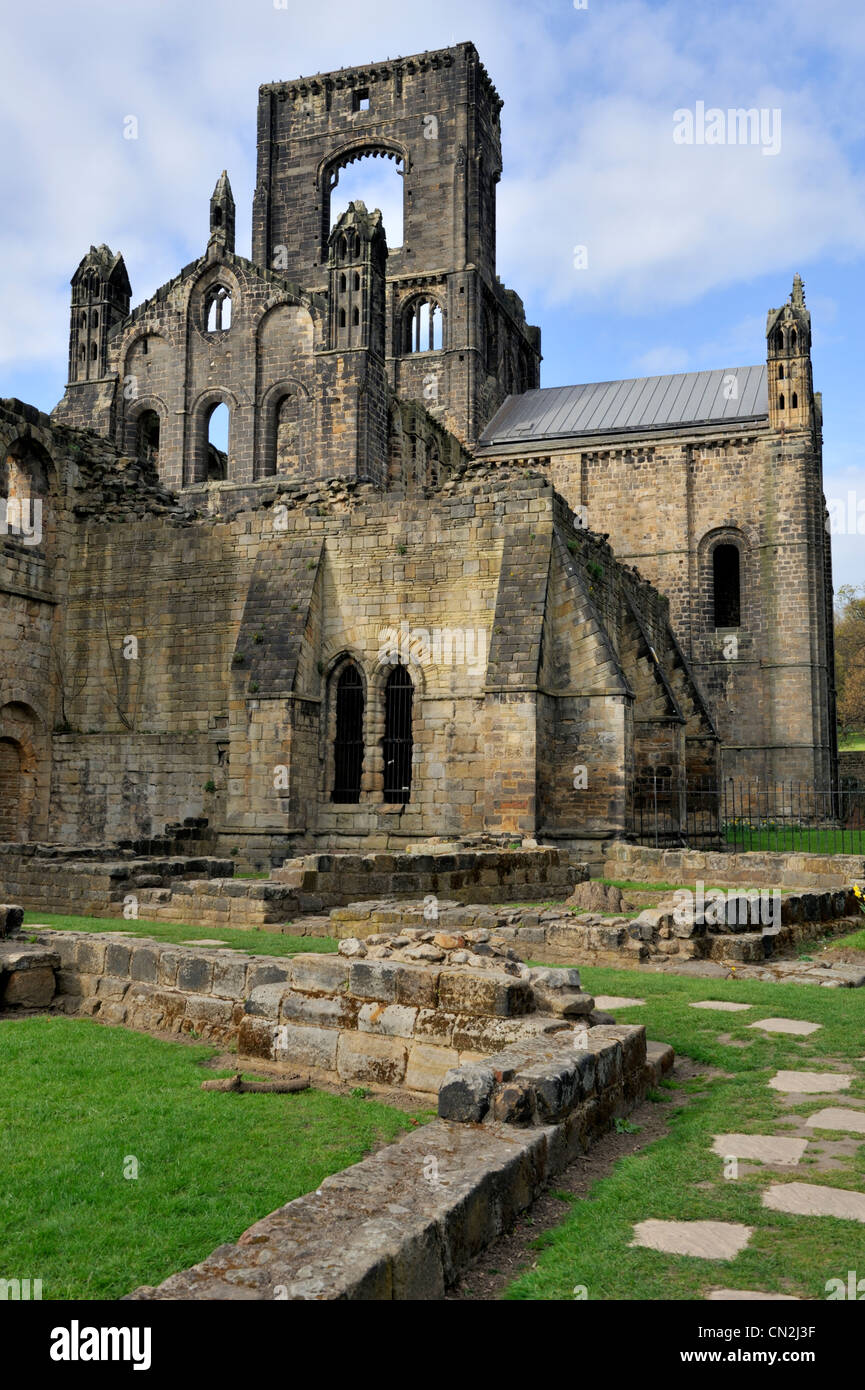 Kirkstall Abbey, ruines du monastère cistercien, Leeds, West Yorkshire Banque D'Images