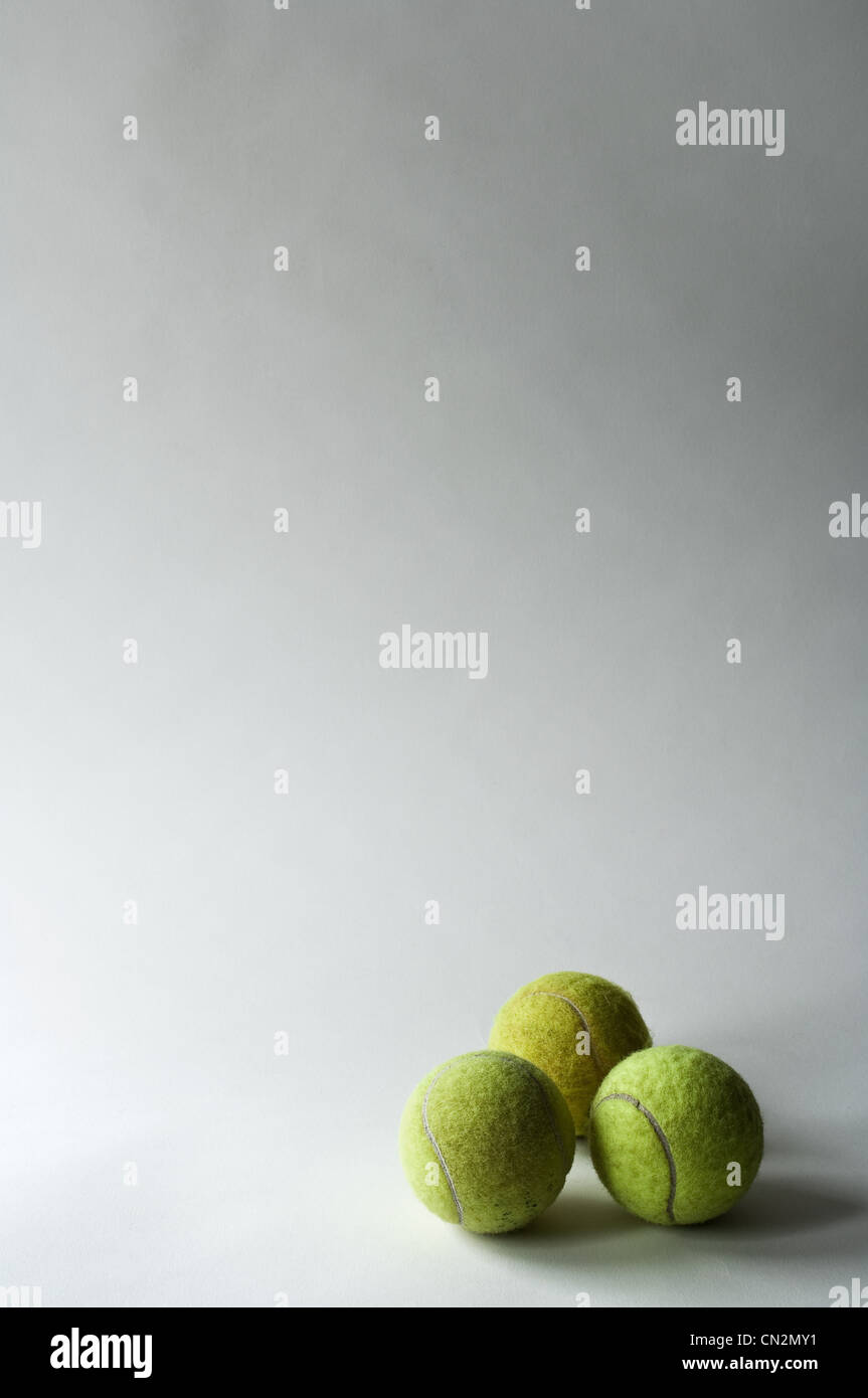 3 balles de tennis, studio shot Banque D'Images