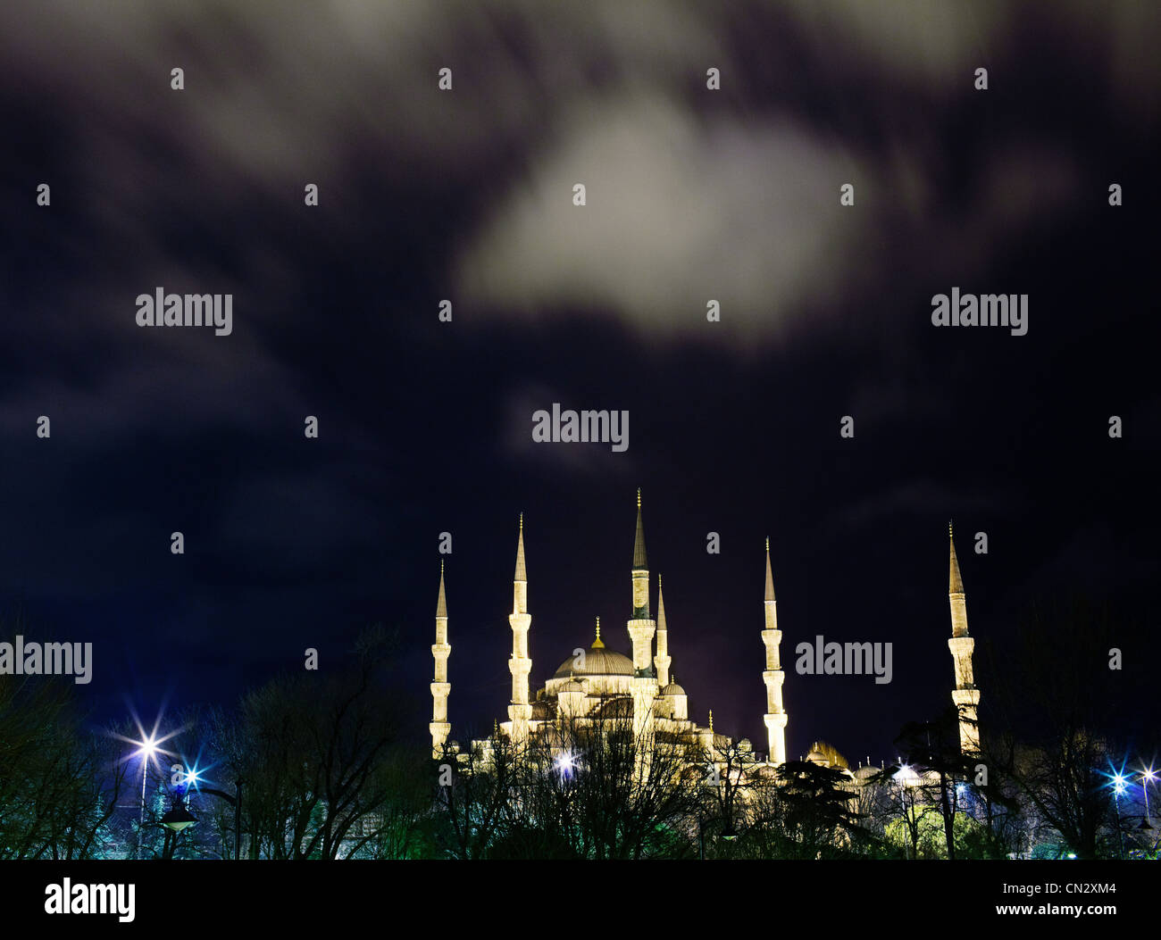 Mosquée Sultan Ahmed la nuit, Istanbul, Turquie Banque D'Images