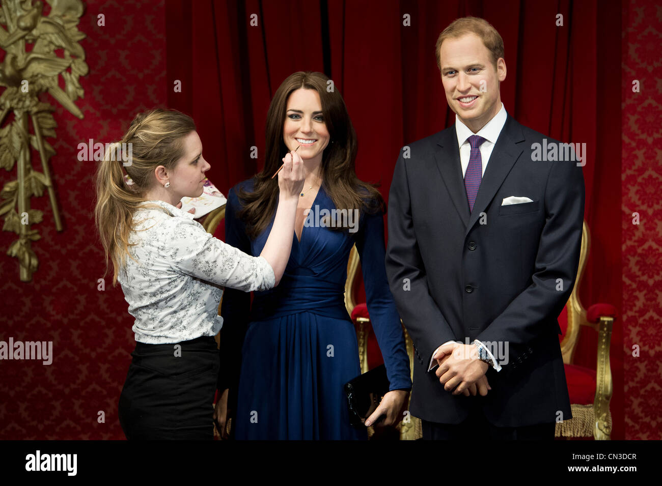 Le duc et la duchesse de Cambridge Waxworks sont dévoilé chez Madame Tussauds Banque D'Images