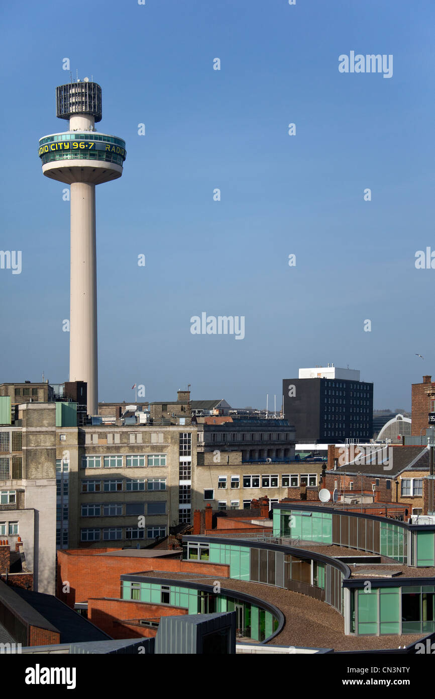 Le Radio City Tower (aussi connu sous le nom de St. John's Beacon) dans la ville de Liverpool, dans le nord-ouest de l'Angleterre. Banque D'Images