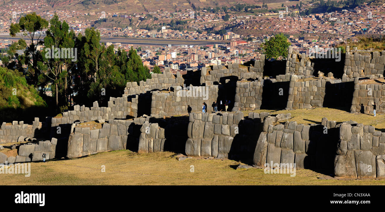 Le Pérou, Cuzco Cuzco, Province, inscrite au Patrimoine Mondial de l'UNESCO, Sacsayhuaman, complexe fortifié construit par l'Inca Pachacutec dans l Banque D'Images