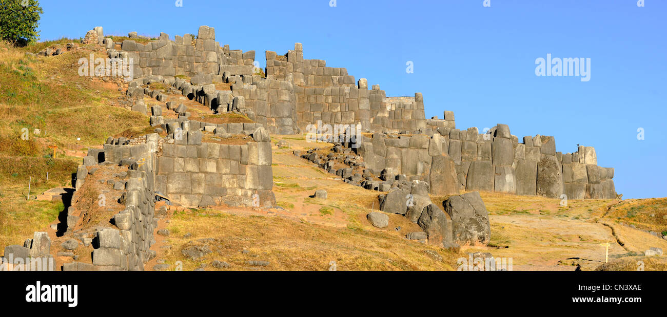 Le Pérou, Cuzco Cuzco, Province, inscrite au Patrimoine Mondial de l'UNESCO, Sacsayhuaman, complexe fortifié construit par l'Inca Pachacutec dans l Banque D'Images