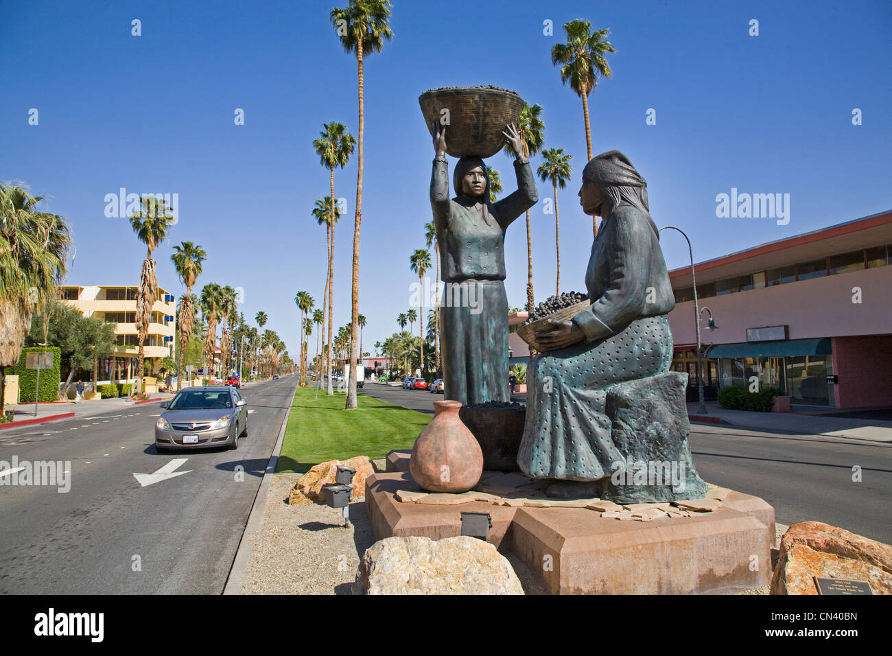 Une sculpture de l'Agua Caliente indiens au centre de Palm Springs, Californie Banque D'Images