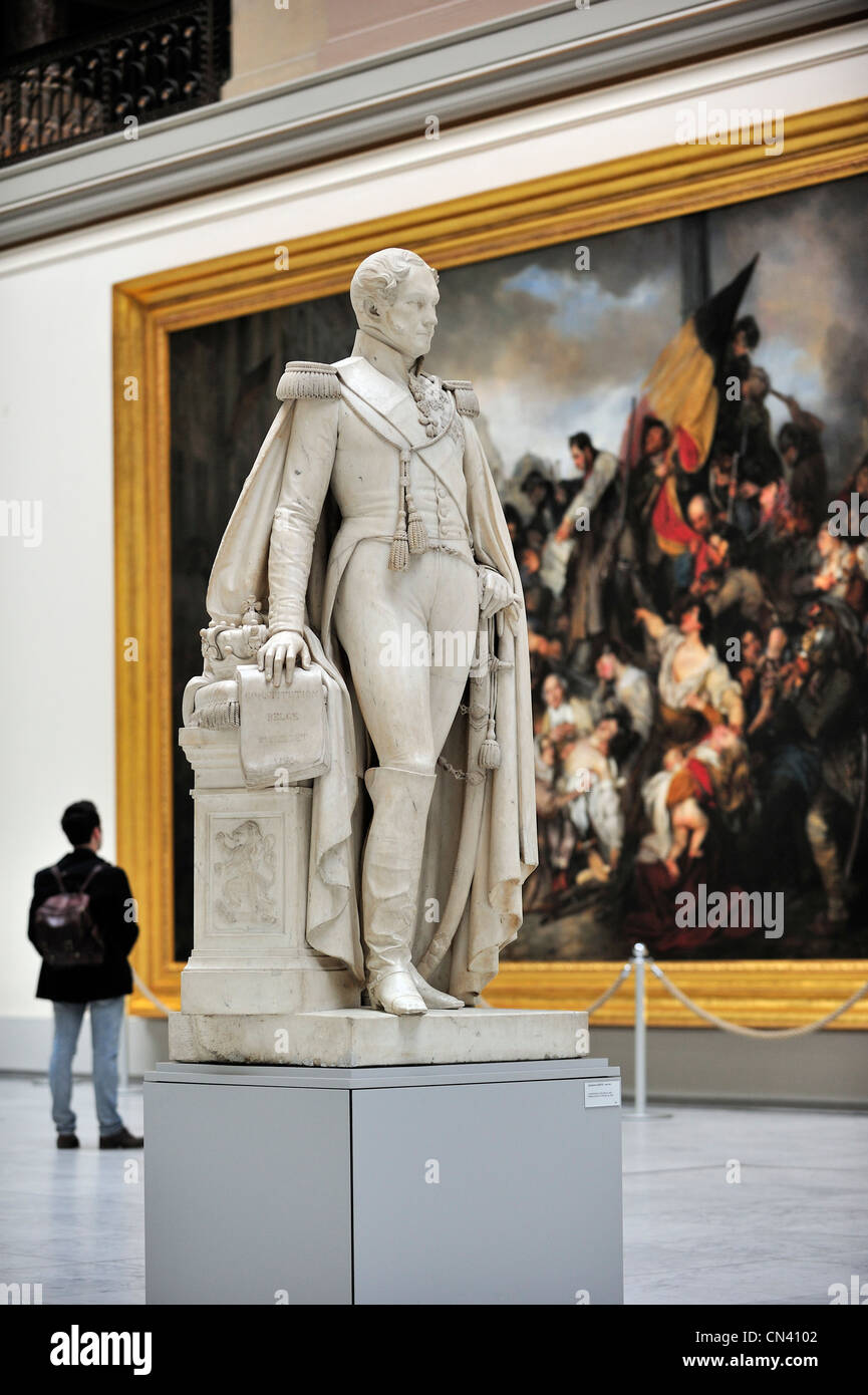 Statue du Roi Léopold I et peinture de l'épisode de la Révolution belge de 1830 en musée d'Art Ancien, Bruxelles, Belgique Banque D'Images