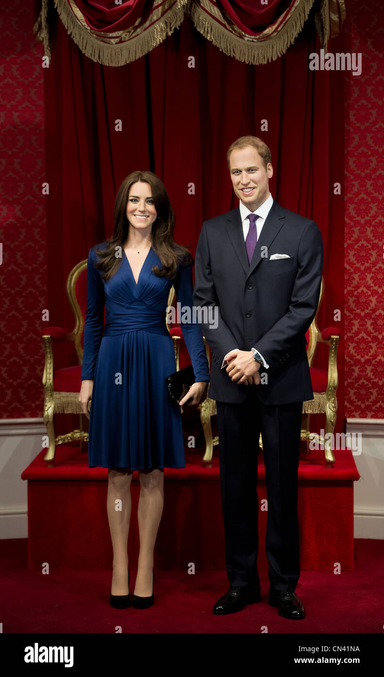 Le duc et la duchesse de Cambridge Waxworks sont dévoilé chez Madame Tussauds Banque D'Images