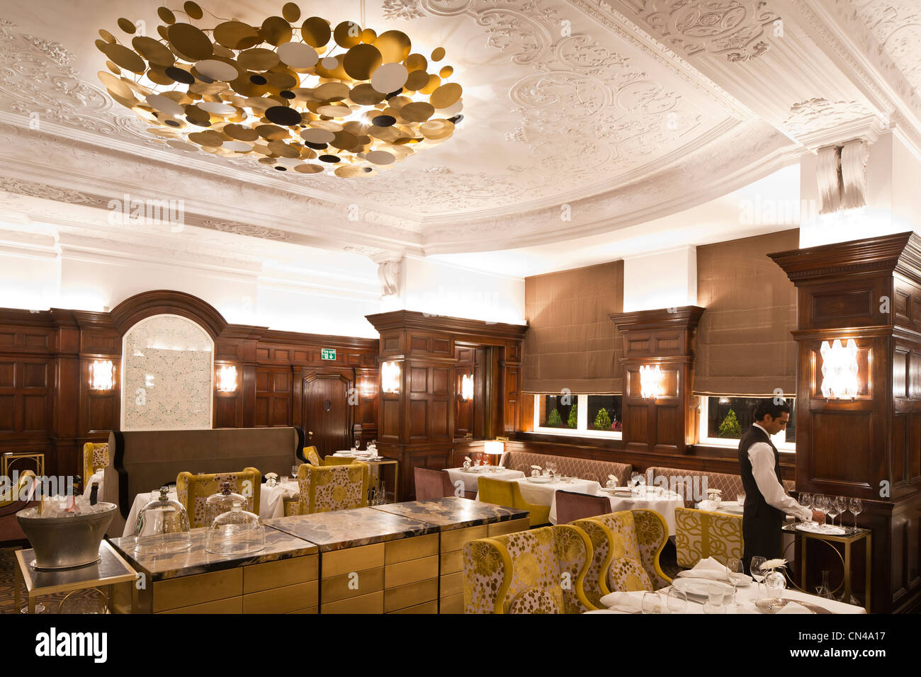 Royaume-uni, Londres, Mayfair, Carlos Place Connaught, l'hôtel de luxe, Hélène Darroze au Connaught restaurant conçu Banque D'Images