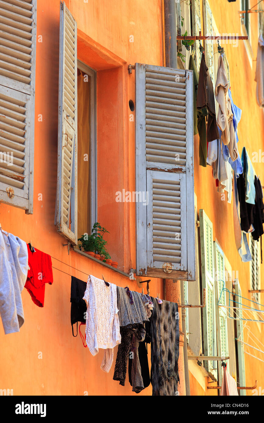Nice, France, ville, Côte d'azur, ses rues étroites et ses façades colorées de la vieille ville Banque D'Images
