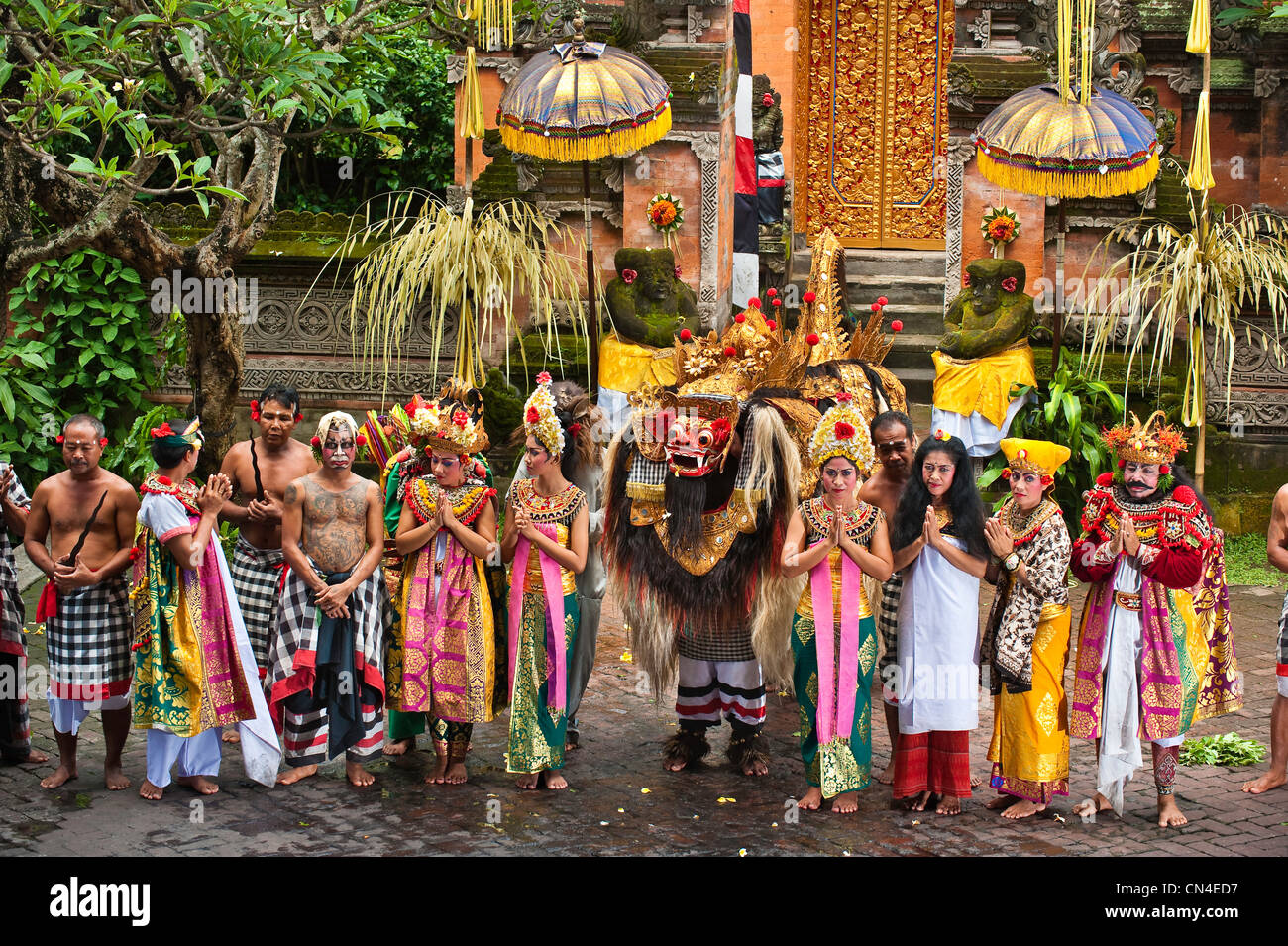 L'Indonésie, l'île de Bali, Batubulan village, Barong, Legong et danse avec la compagnie Sahadewa Kriss Banque D'Images