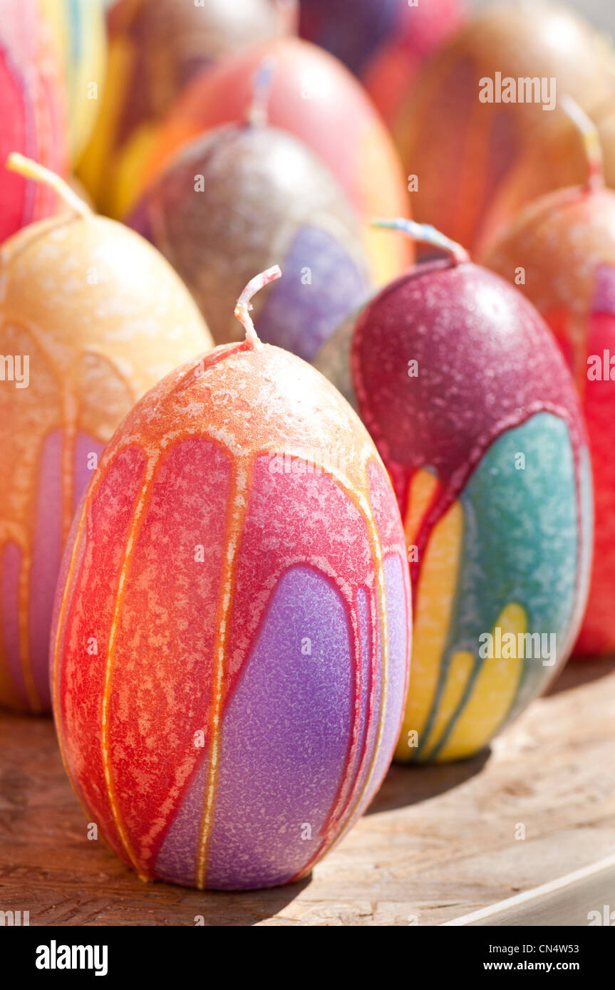 Bougies décoratives à l'ancien Marché de Pâques vienne à la Freyung, Vienne, Autriche. Banque D'Images