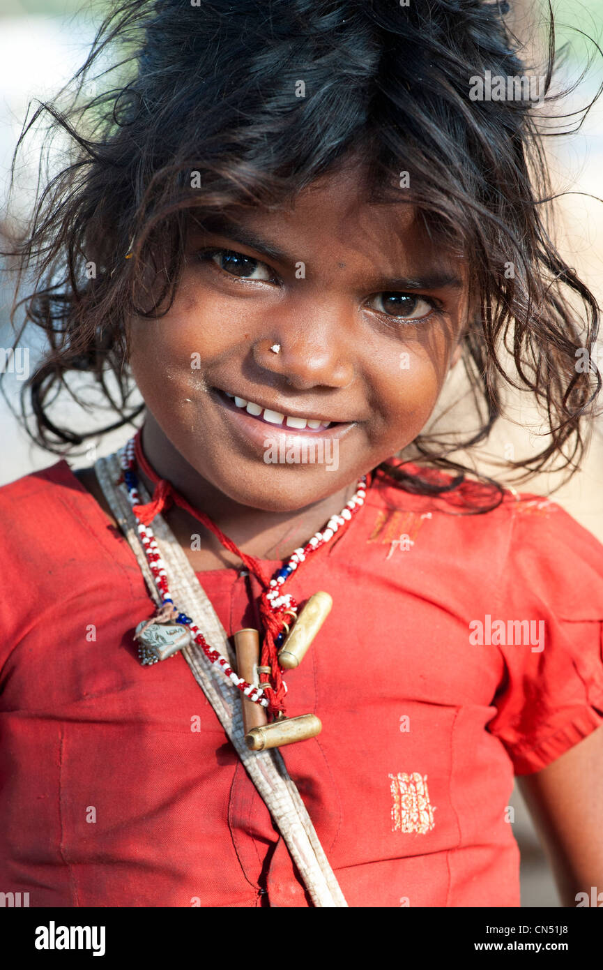 Les Indiens pauvres mendiant girl Banque D'Images