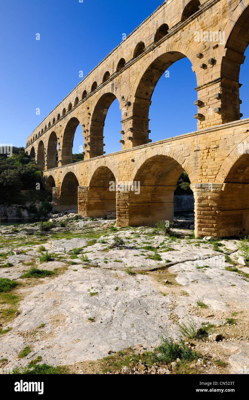 La France, Gard, Pont du Gard inscrit au Patrimoine Mondial de l'UNESCO, au cours de l'Aqueduc Romain Gardon Banque D'Images