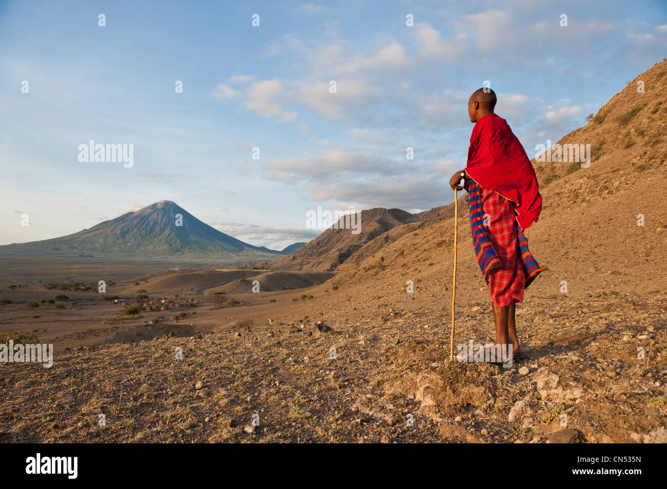 Région d'Arusha, Tanzanie, vallée du Rift, région du lac Natron, les Masai (Orkotete guide Perter nom Masaï) et la Banque D'Images