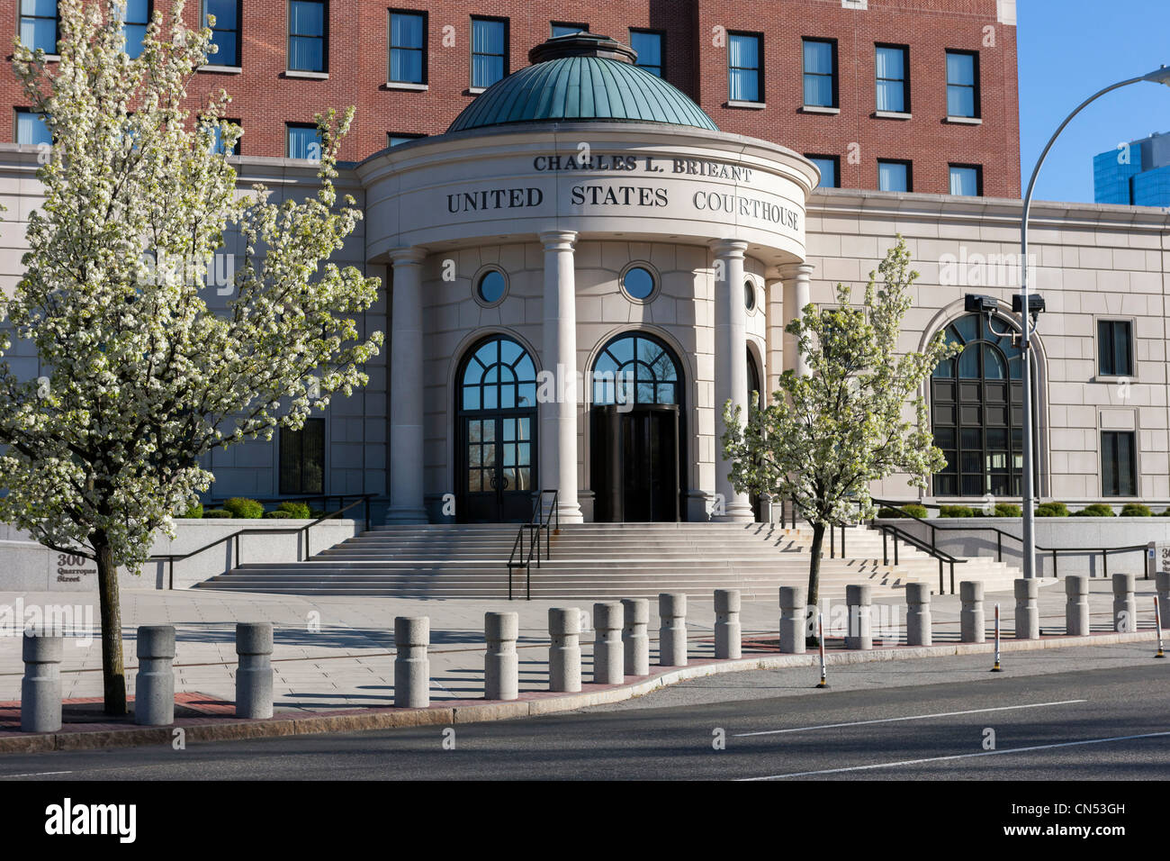 Le Charles L. Brieant United States Federal Building et palais de justice (District Sud de New York) à White Plains, New York. Banque D'Images