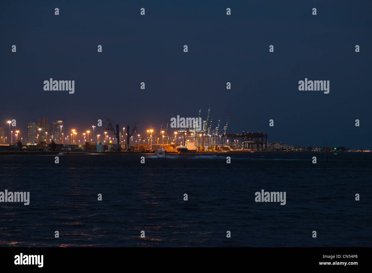 Port de Miami, au crépuscule, en Floride, USA Banque D'Images