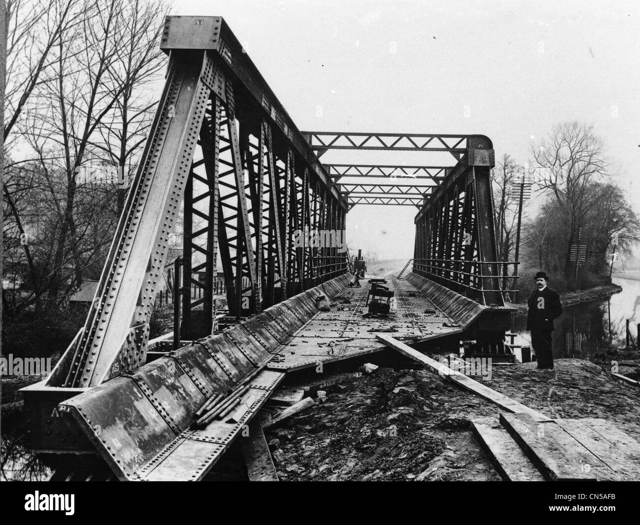 Warren truss Banque de photographies et d’images à haute résolution - Alamy
