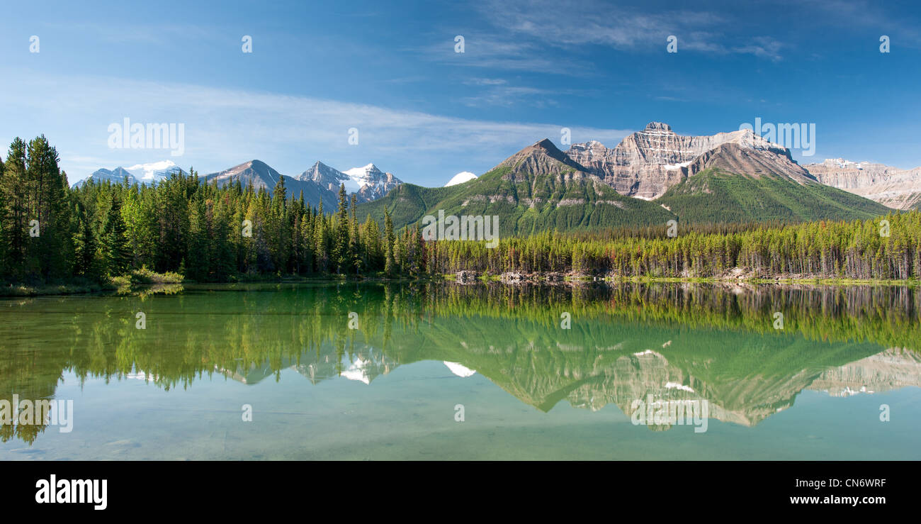 Herbert Lake dans le parc national de Banff, Kanada Banque D'Images