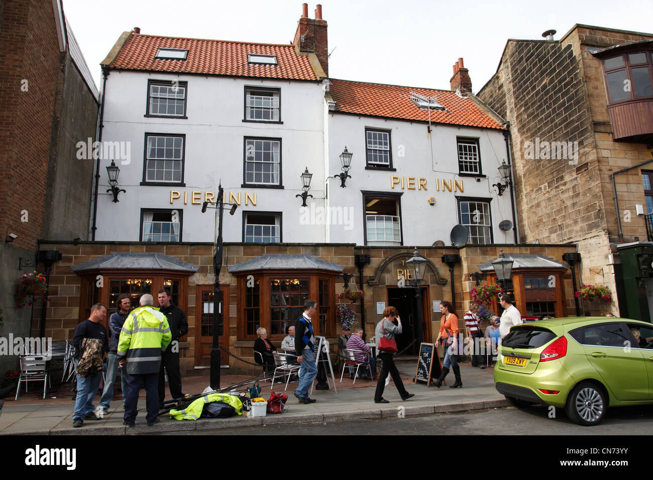Le Pier Inn à Whitby, North Yorkshire, Angleterre, Royaume-Uni Banque D'Images