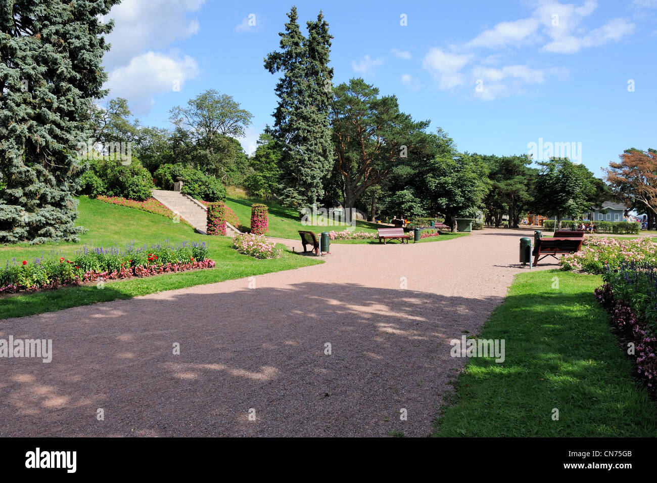 Parc de l'église de Hanko ville est un lieu calme et idyllique avec beaucoup de place pour faire un pique-nique et de détente. Parc de l'église, Hanko, Banque D'Images