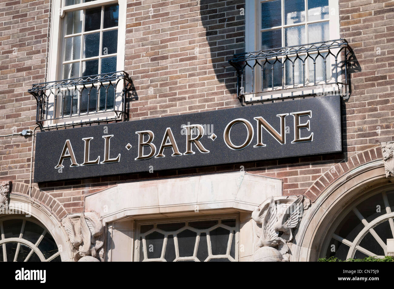 All-Bar-Un logo de la chaîne pub à Brighton Banque D'Images