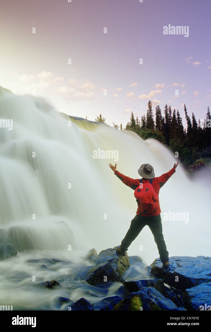 Grass River et les chutes Pisew, le Nord du Manitoba Banque D'Images