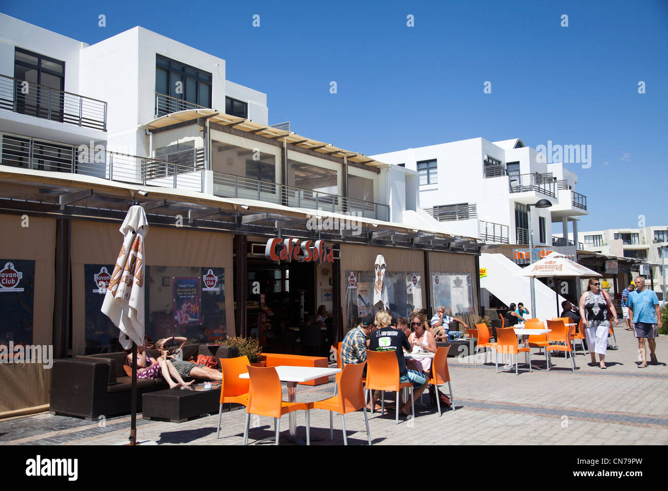 Promenade de restaurants dans Big Bay - Madison - Cape Town Banque D'Images