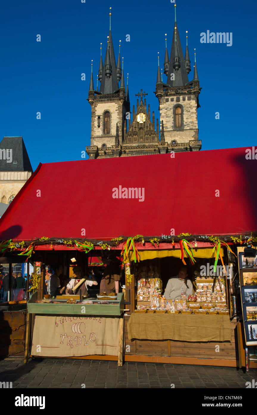 2012 Staremestske marché ester à Namesti la place de la vieille ville Prague République Tchèque Europe Banque D'Images