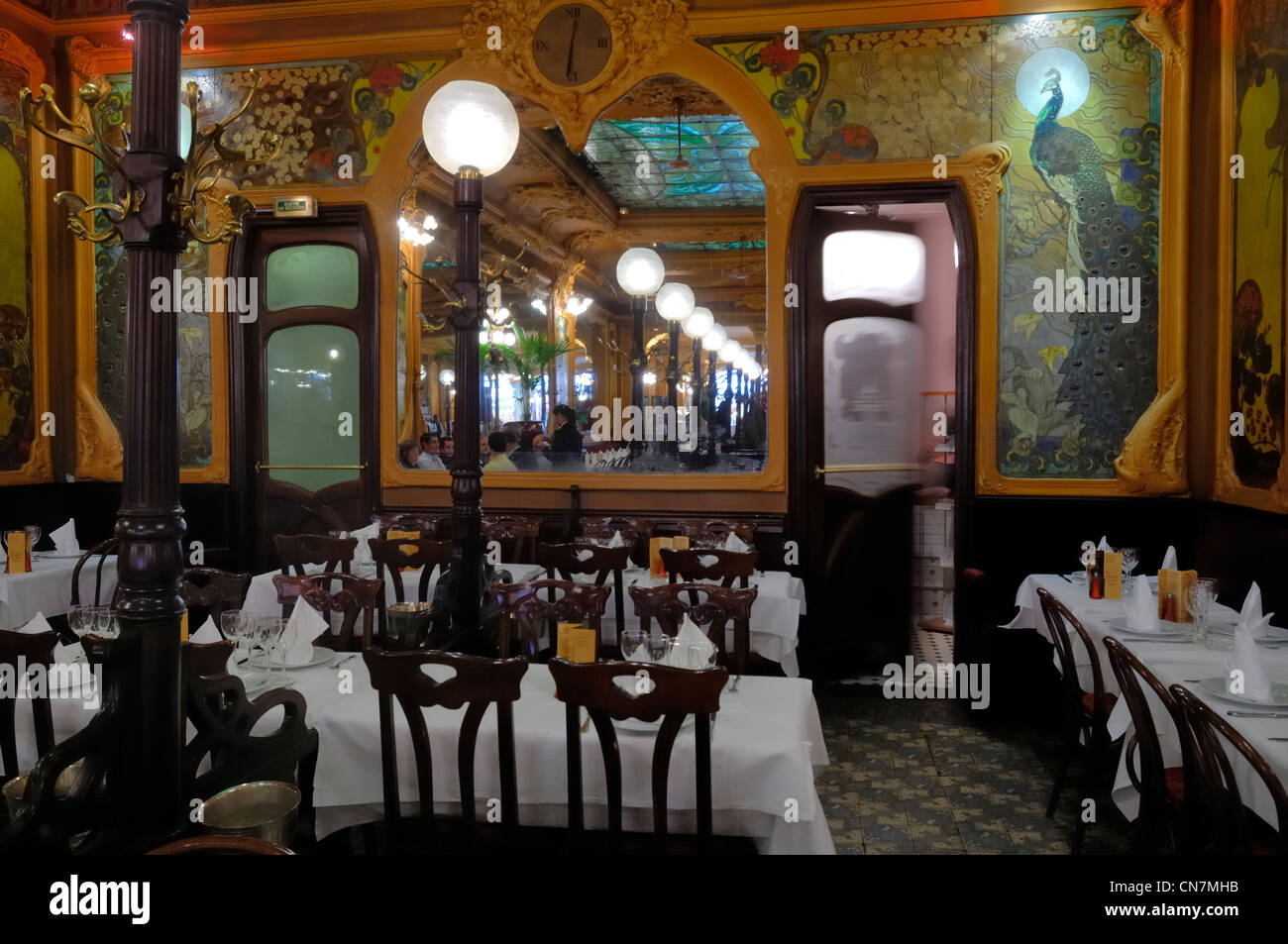 France, Paris, Art Déco restaurant Chez Julien Banque D'Images