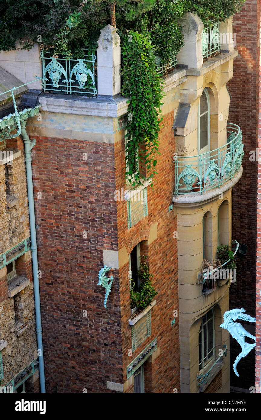 France, Paris, le Castel Béranger, 14 rue La Fontaine bâtiment dans le style Art Nouveau d'Hector Guimard Banque D'Images