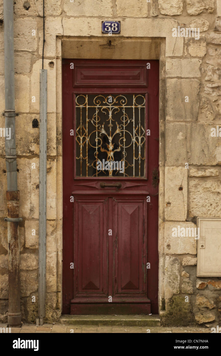 Ancienne porte de Rochefoucauld, France Banque D'Images