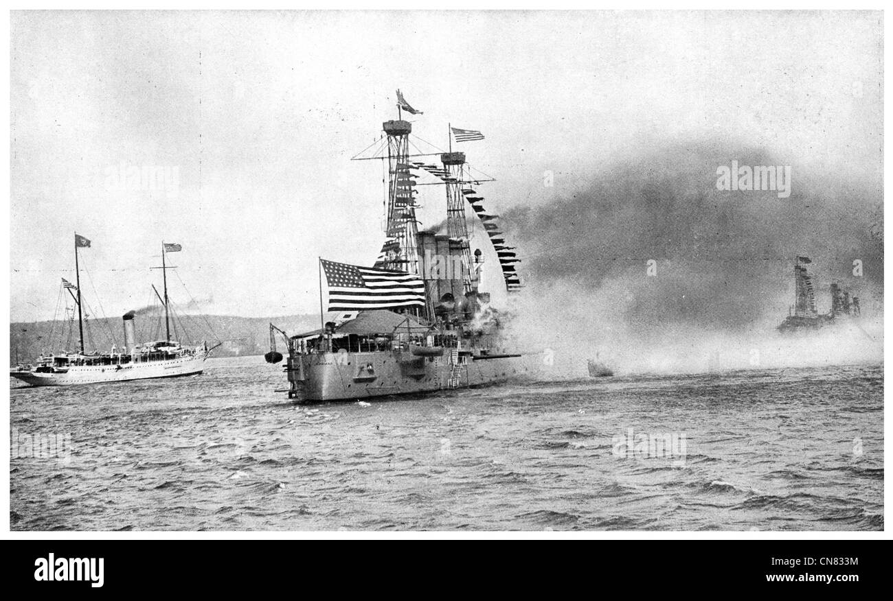 1917 US Navy USS Mayflower Bateau canon naval Battleship Commandant en chef l'examen de la flotte Banque D'Images