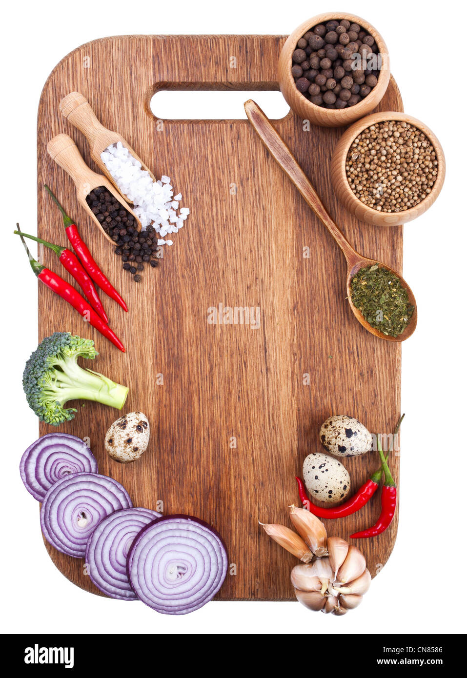 Contexte culinaire avec des légumes frais on cutting board Banque D'Images